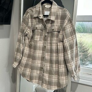 NWT Shaket with gold buttons